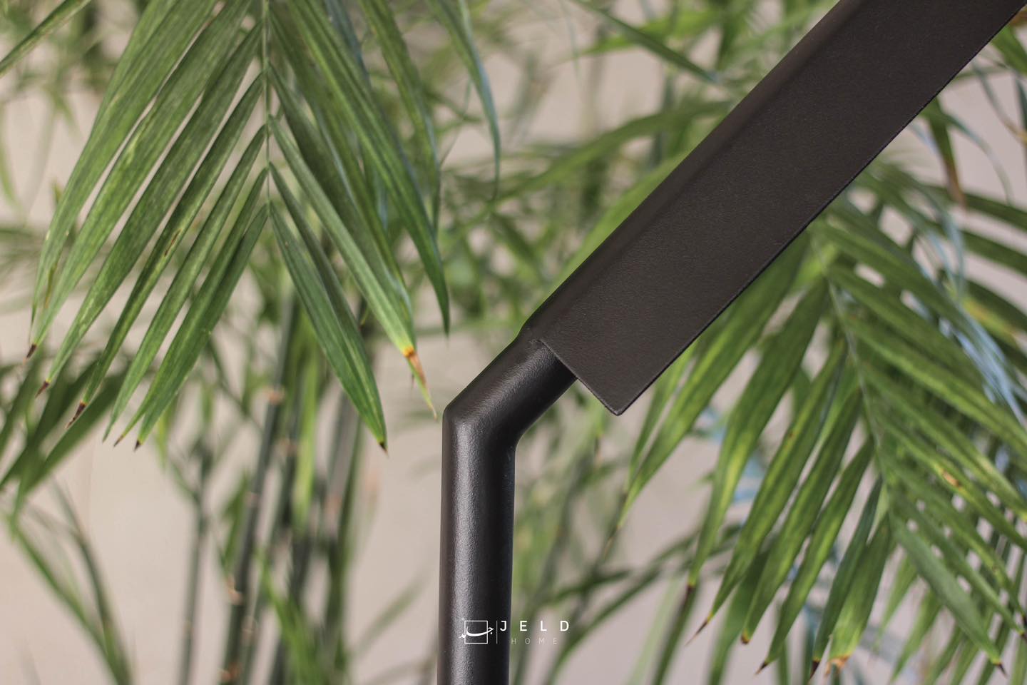 The Olive Stand Lamp